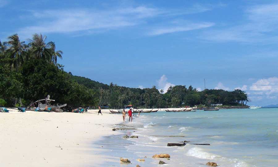 Laem Thong Beach