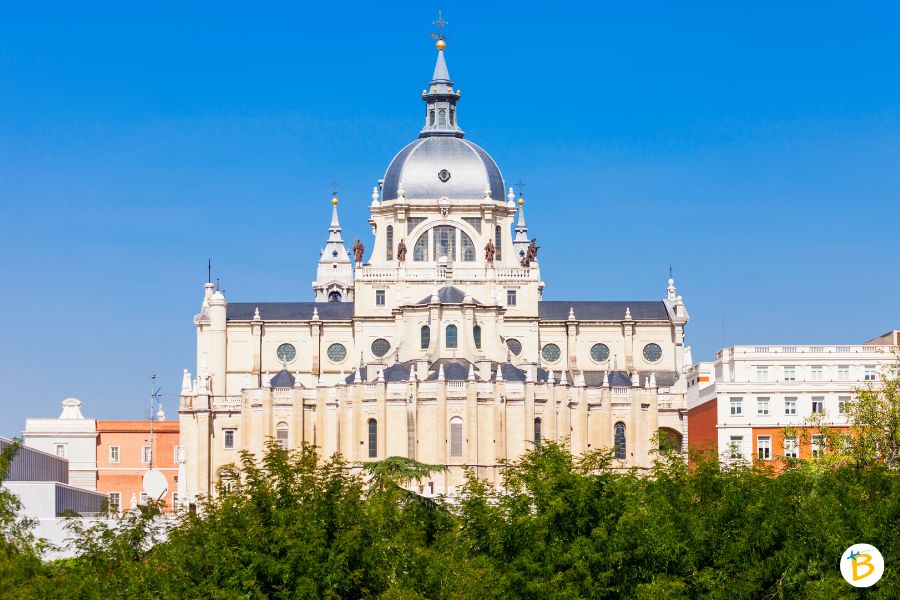 Cattedrale dell'Almudena Cattedrale dell'Almudena